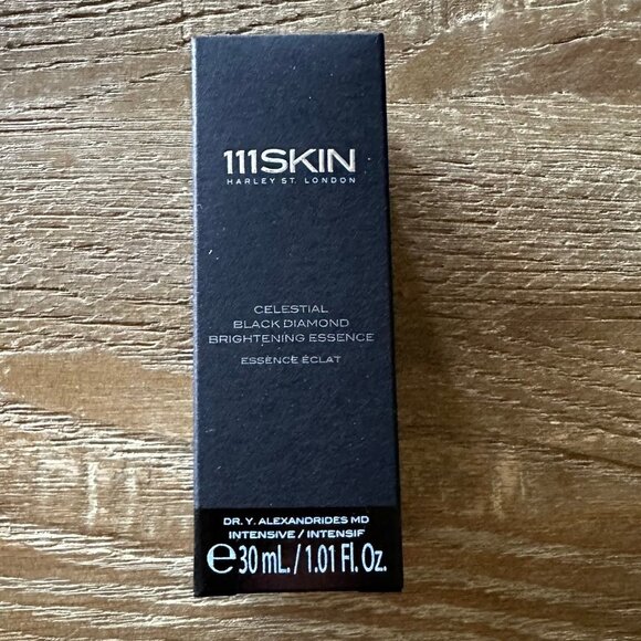 111SKIN Black Diamond Brightening Essence - Picture 1 of 3